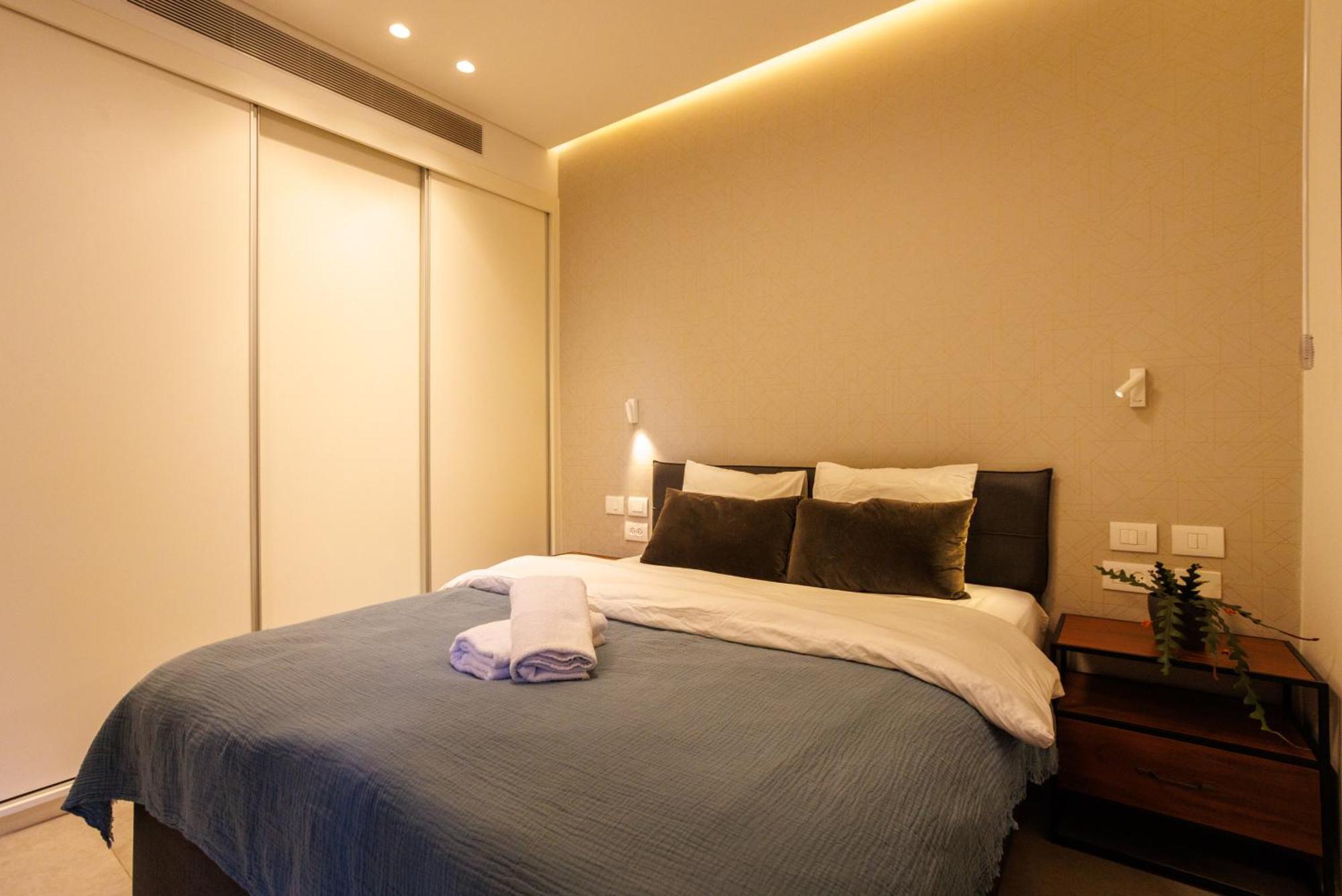 Herzl Luxury Hotel By Nimizz Tel Aviv Exterior photo