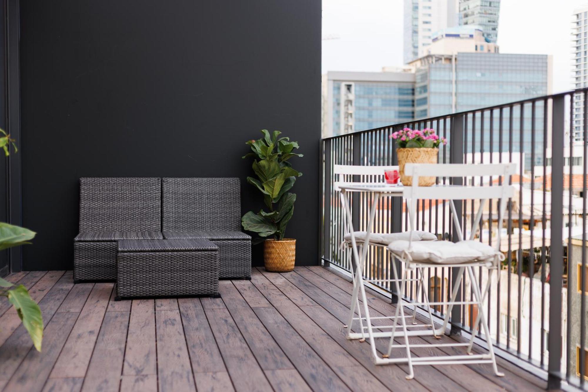 Herzl Luxury Hotel By Nimizz Tel Aviv Exterior photo