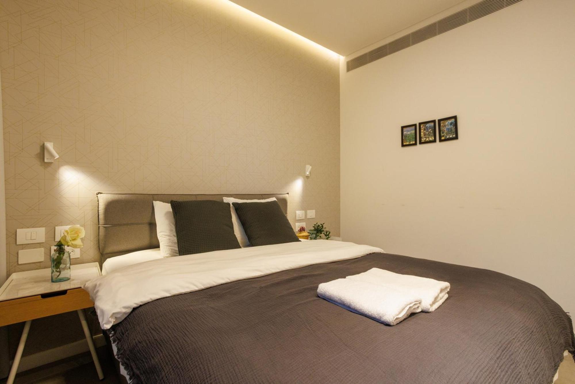 Herzl Luxury Hotel By Nimizz Tel Aviv Exterior photo