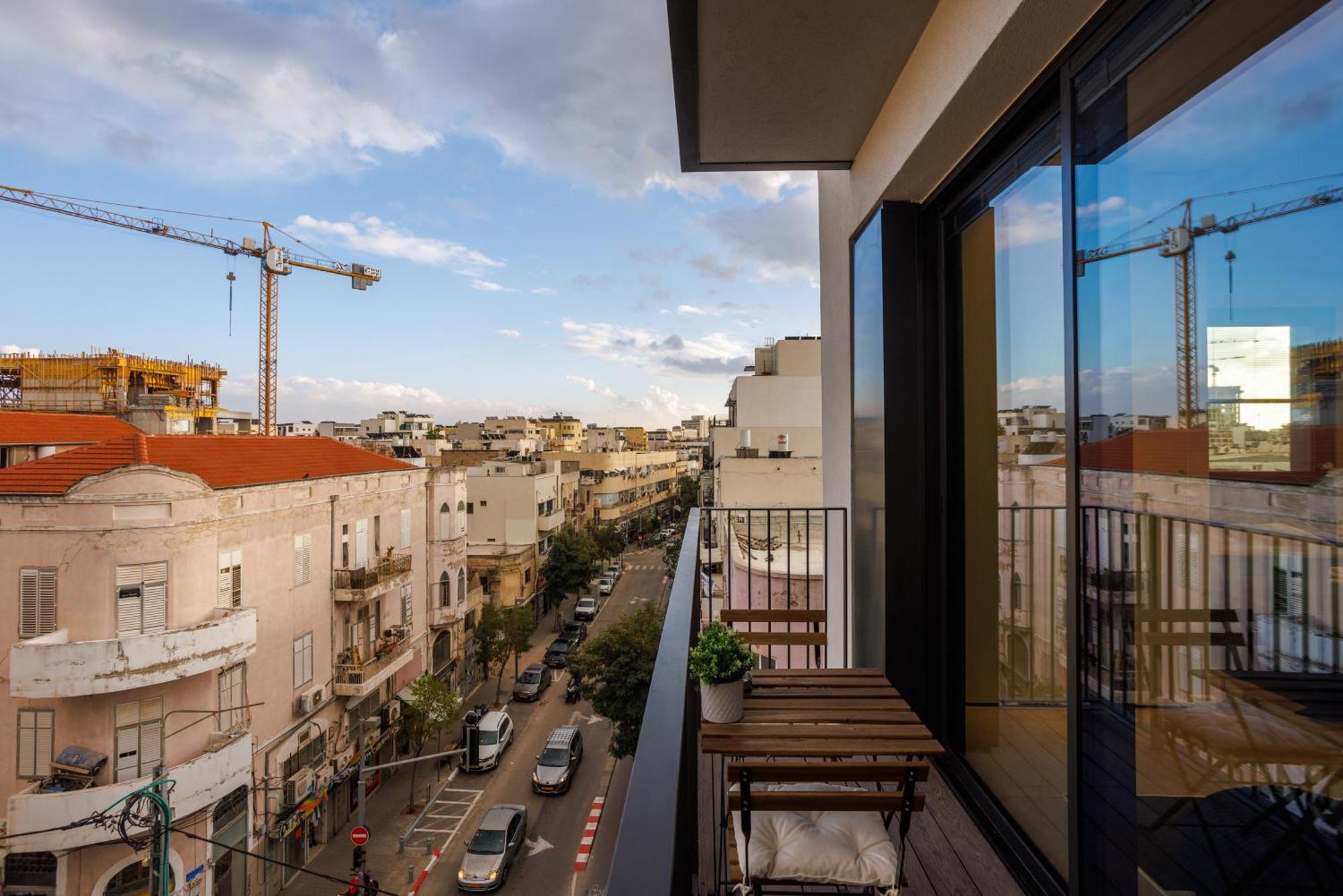 Herzl Luxury Hotel By Nimizz Tel Aviv Exterior photo